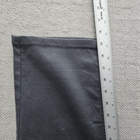 DKNY Men's Ultimate Stretch Pants Stanton Slim Fit 39x30 Gray D1 NWT - Picture 10 of 16